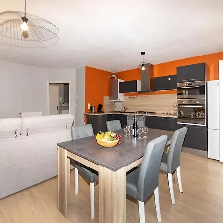 Appartement Le Monjuzet - Joli T2 Avec Petite Terrasse Confort, Proche Du Centre *