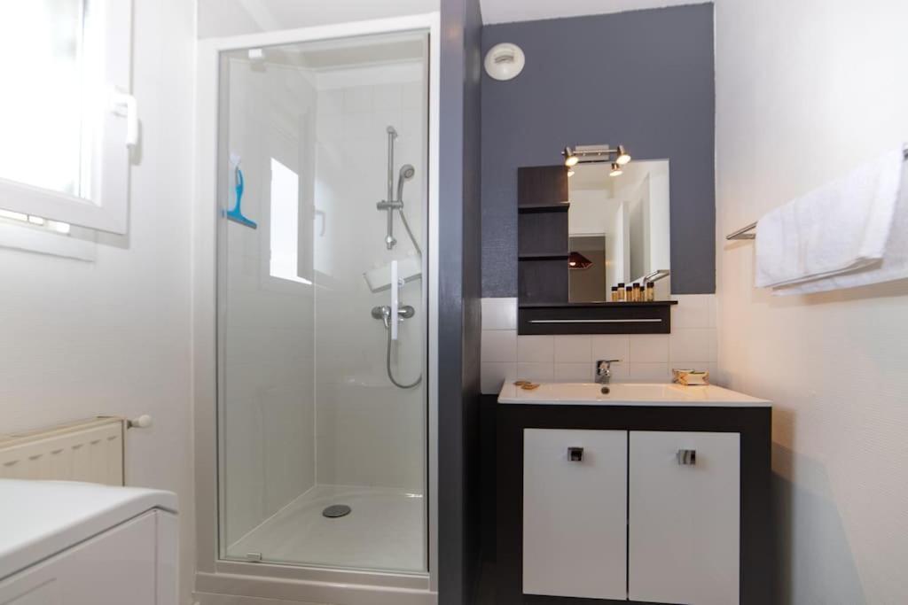 Le Monjuzet - Joli T2 Avec Petite Terrasse Confort, Proche Du Centre Appartement